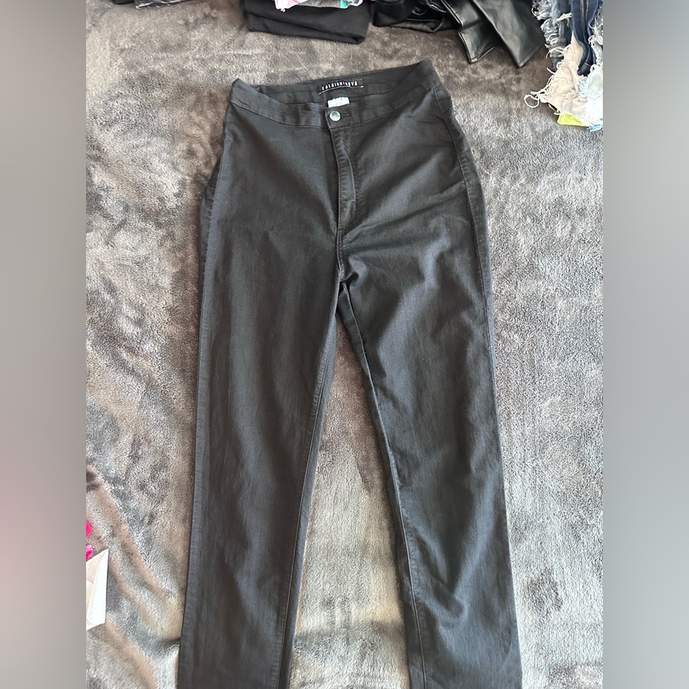 Fashion Nova Women Jeans size 13